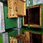 Méh anya pároztató kiskaptár keresi Új gazdáját !