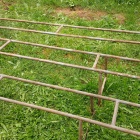 Kaptártartó állványok